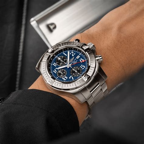 breitling avenger gebraucht|breitling avenger chrono.